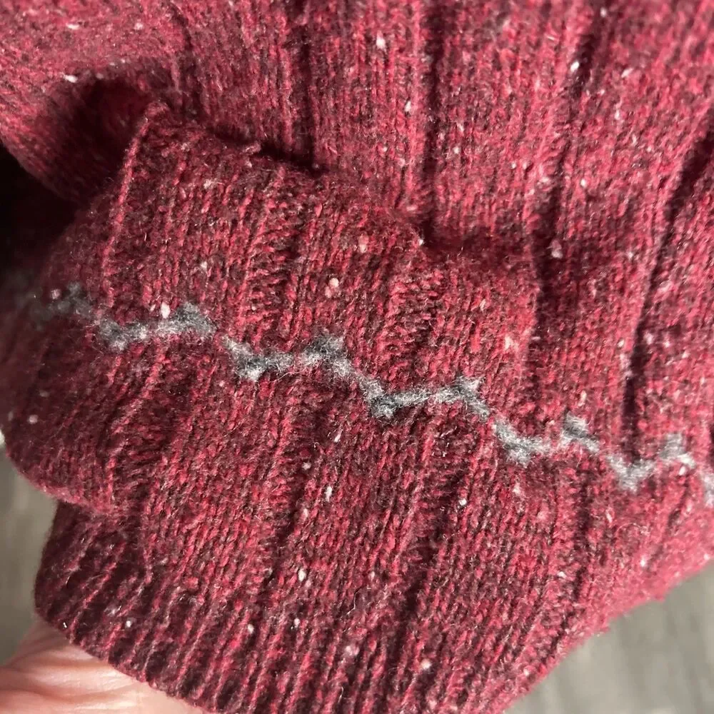 Vtg Woolrich Ruby Wool Blend Vneck Sweater XL 90s Preppy Grunge
